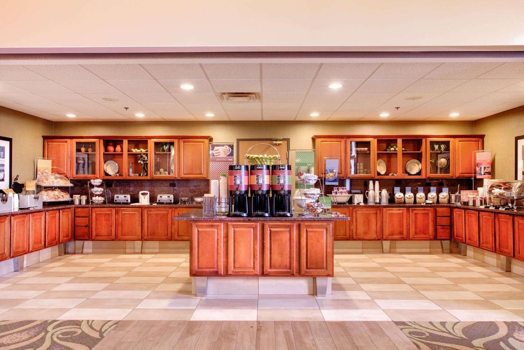 Hampton Inn & Suites Addison Εξωτερικό φωτογραφία