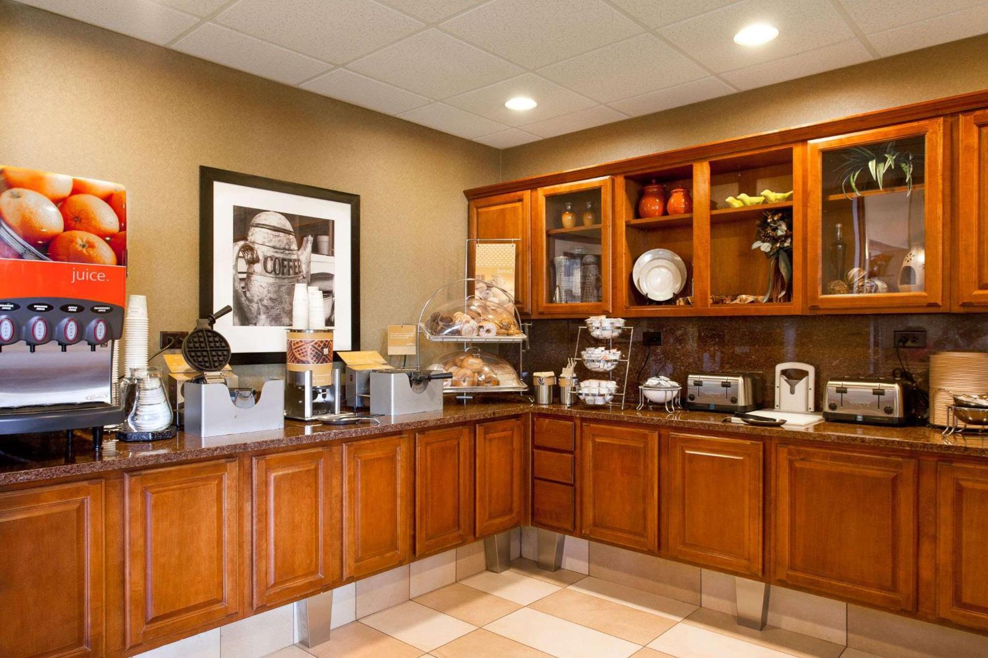 Hampton Inn & Suites Addison Εξωτερικό φωτογραφία