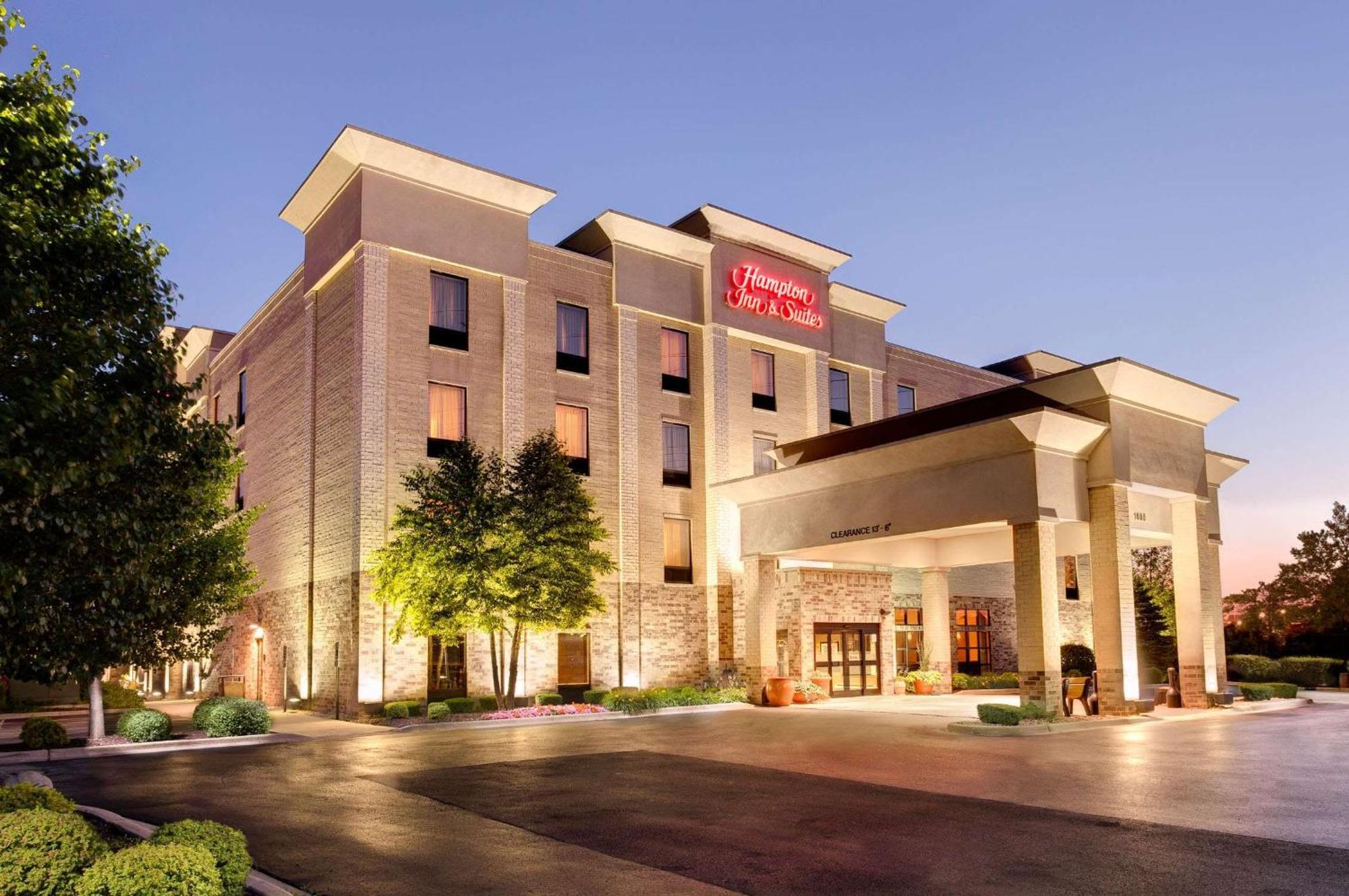 Hampton Inn & Suites Addison Εξωτερικό φωτογραφία