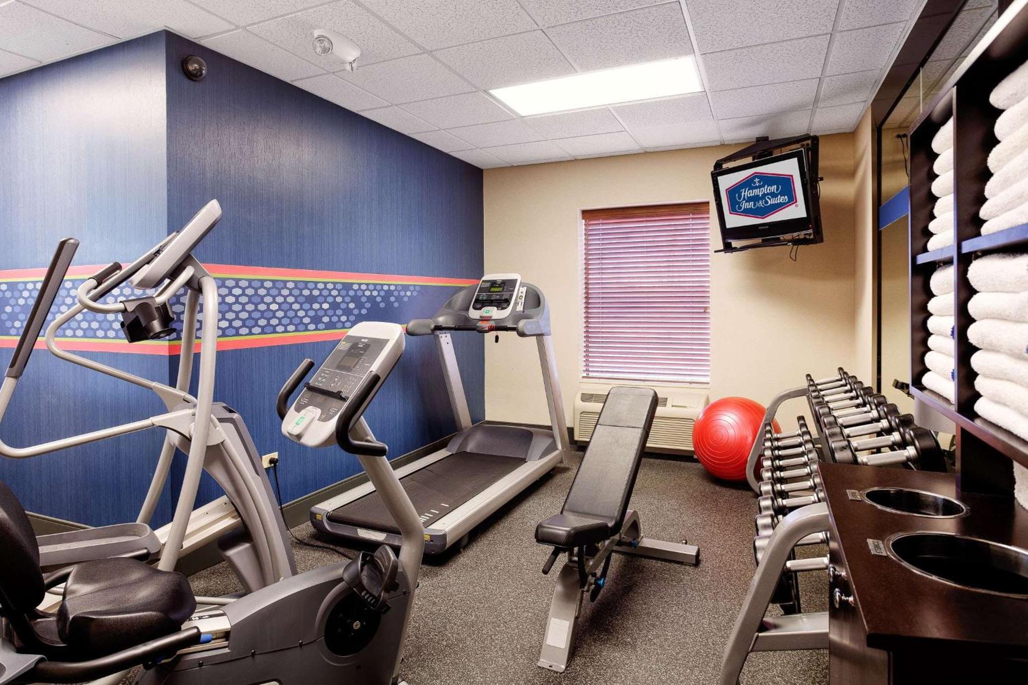 Hampton Inn & Suites Addison Εξωτερικό φωτογραφία