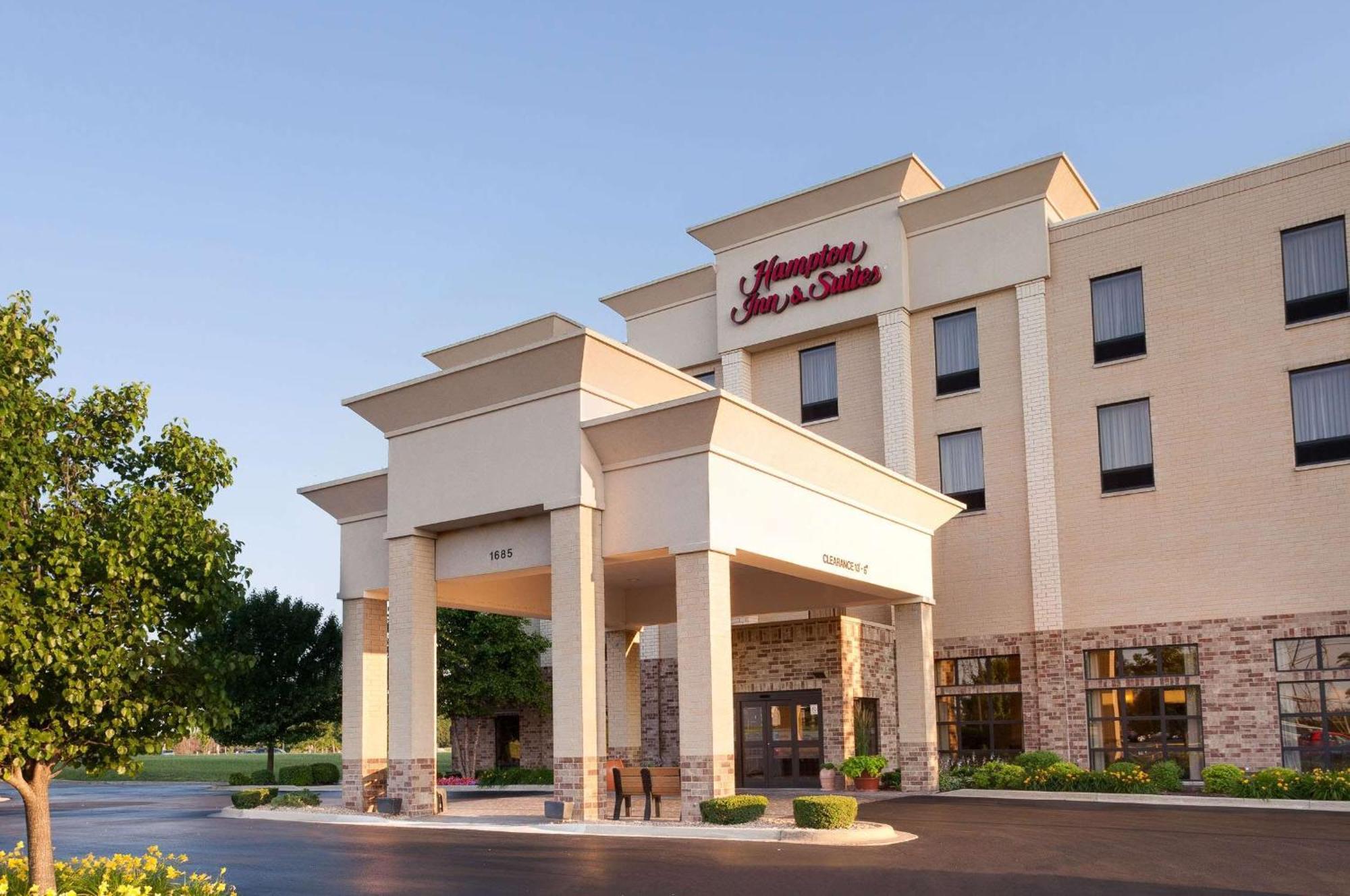 Hampton Inn & Suites Addison Εξωτερικό φωτογραφία